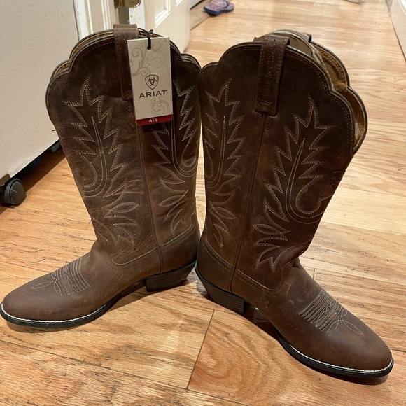 *SOLD* Ariat cowboy boots - Picture 2 of 5